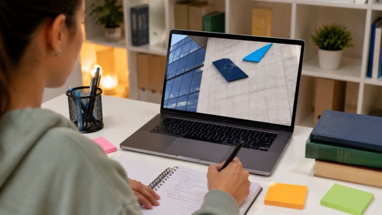 Cursos gratuitos da FGV-aprenda online com uma instituição renomada